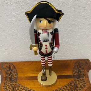 Nutcracker Pirate Vintage, 15.5" Tall